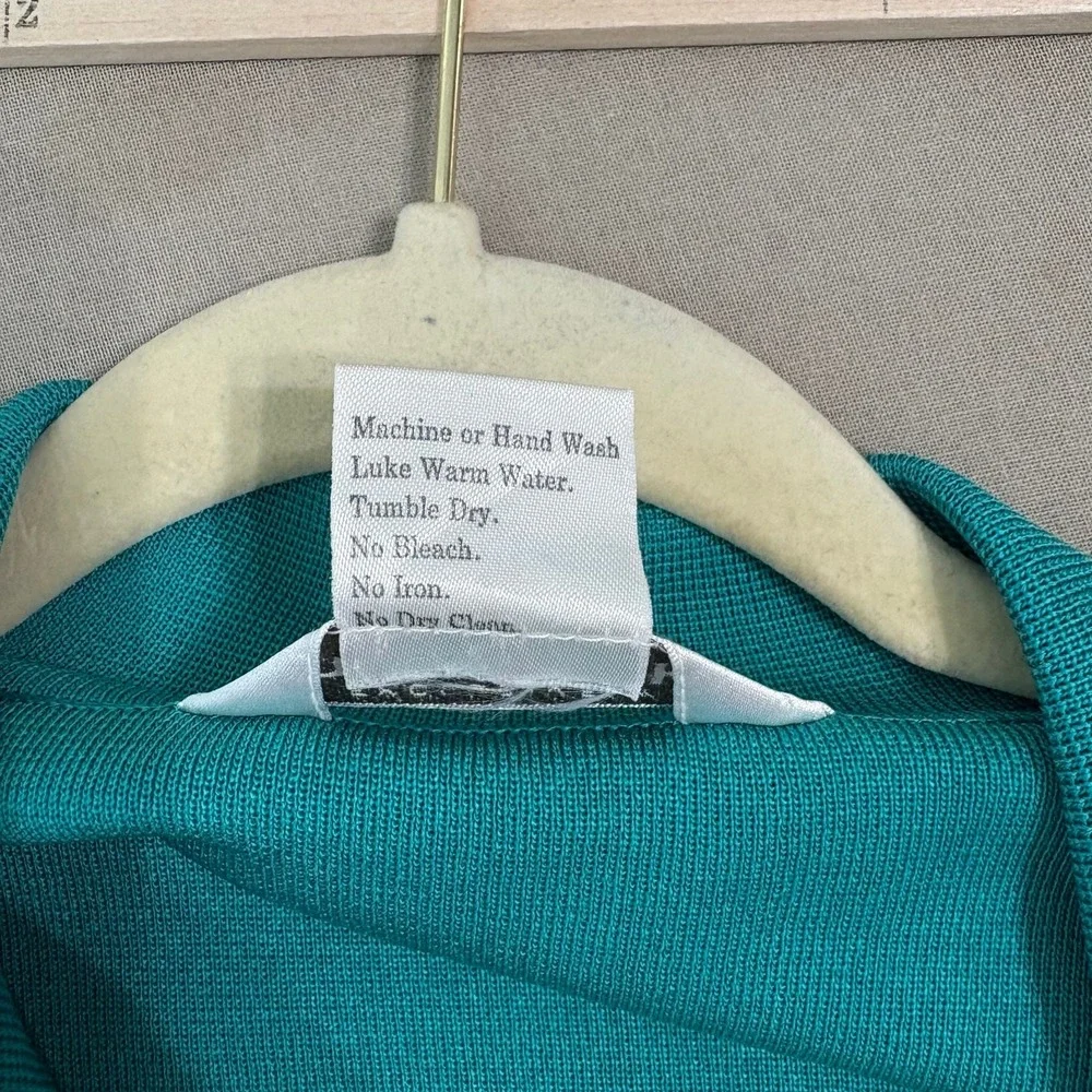 Exclusively Misook Cardigan Sweater Womens Size PM Green Knit Open Front Career‎